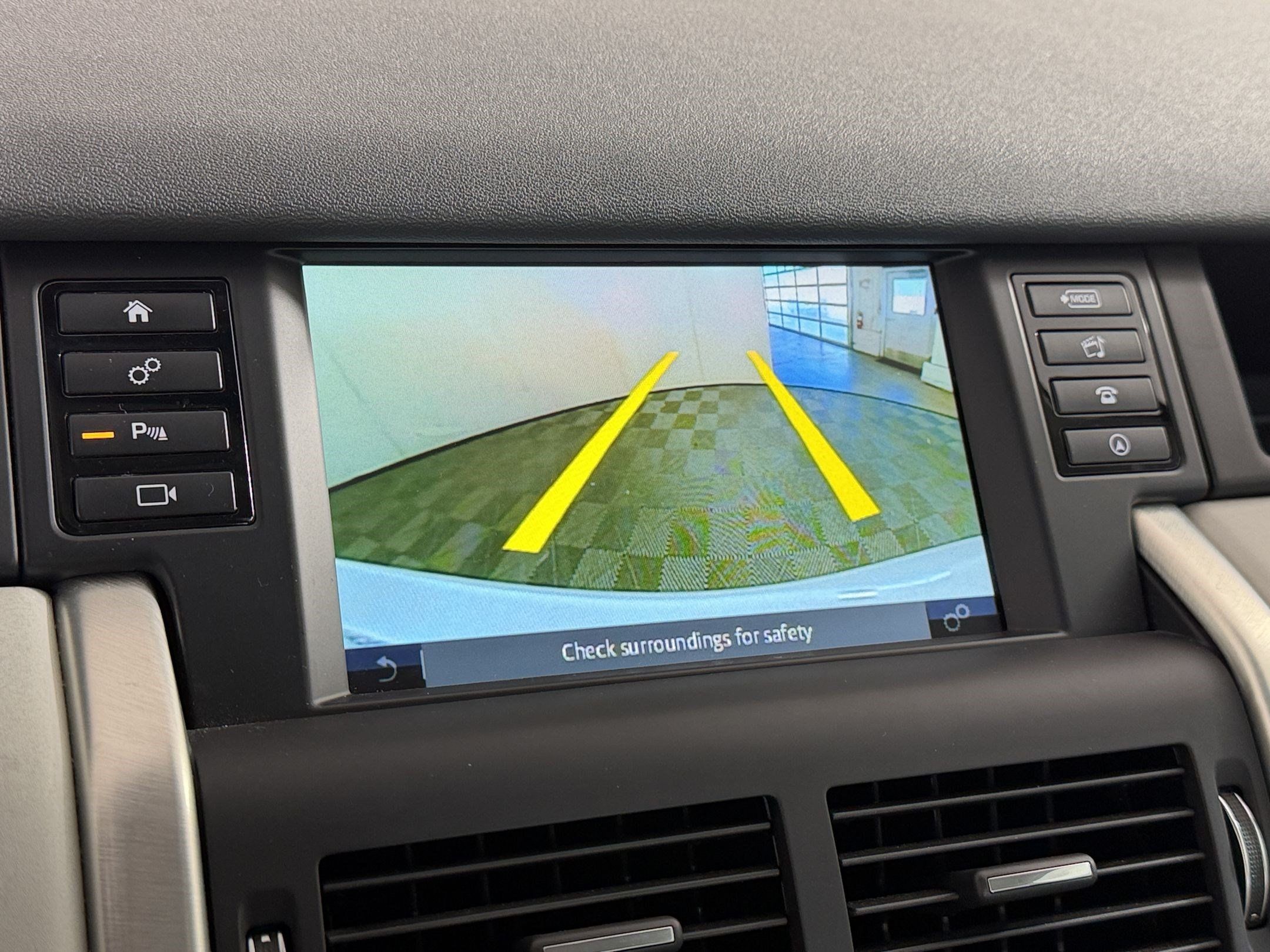 Used 2019 Land Rover Discovery Sport SE AWD/4WD image 20