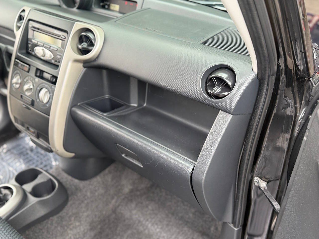 Used 2006 Scion xB FWD image 36