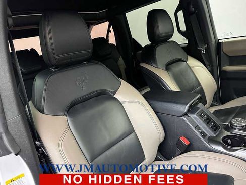 Used 2023 Ford Bronco Wildtrak image 20