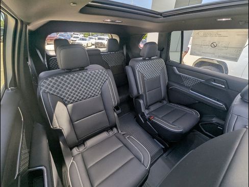 New 2026 GMC Acadia Denali w/ Super Cruise Package AWD/4WD image 14