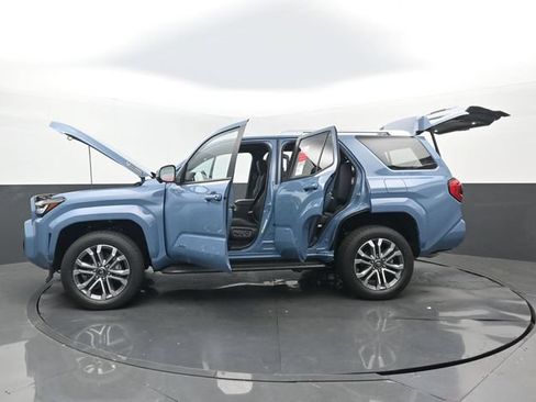 New 2026 Toyota 4Runner Limited AWD/4WD image 33