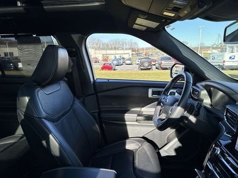 Used 2024 Ford Explorer ST w/ Equipment Group 401A image 40