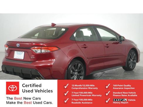 Certified 2025 Toyota Corolla SE w/ SE Premium Package image 3