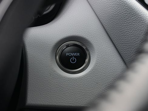 Used 2024 Toyota Corolla SE image 22