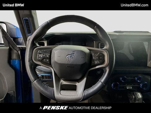 Used 2023 Ford Bronco Outer Banks w/ Sasquatch Package AWD/4WD image 6
