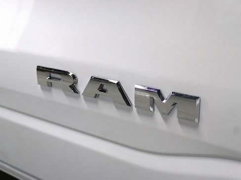 New 2026 RAM 1500 4x4 Crew Cab image 43
