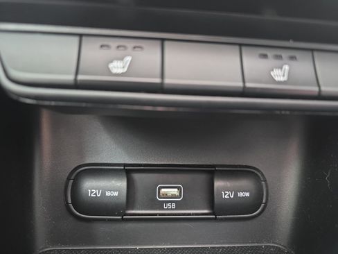 Certified 2022 Kia Sportage EX FWD image 19