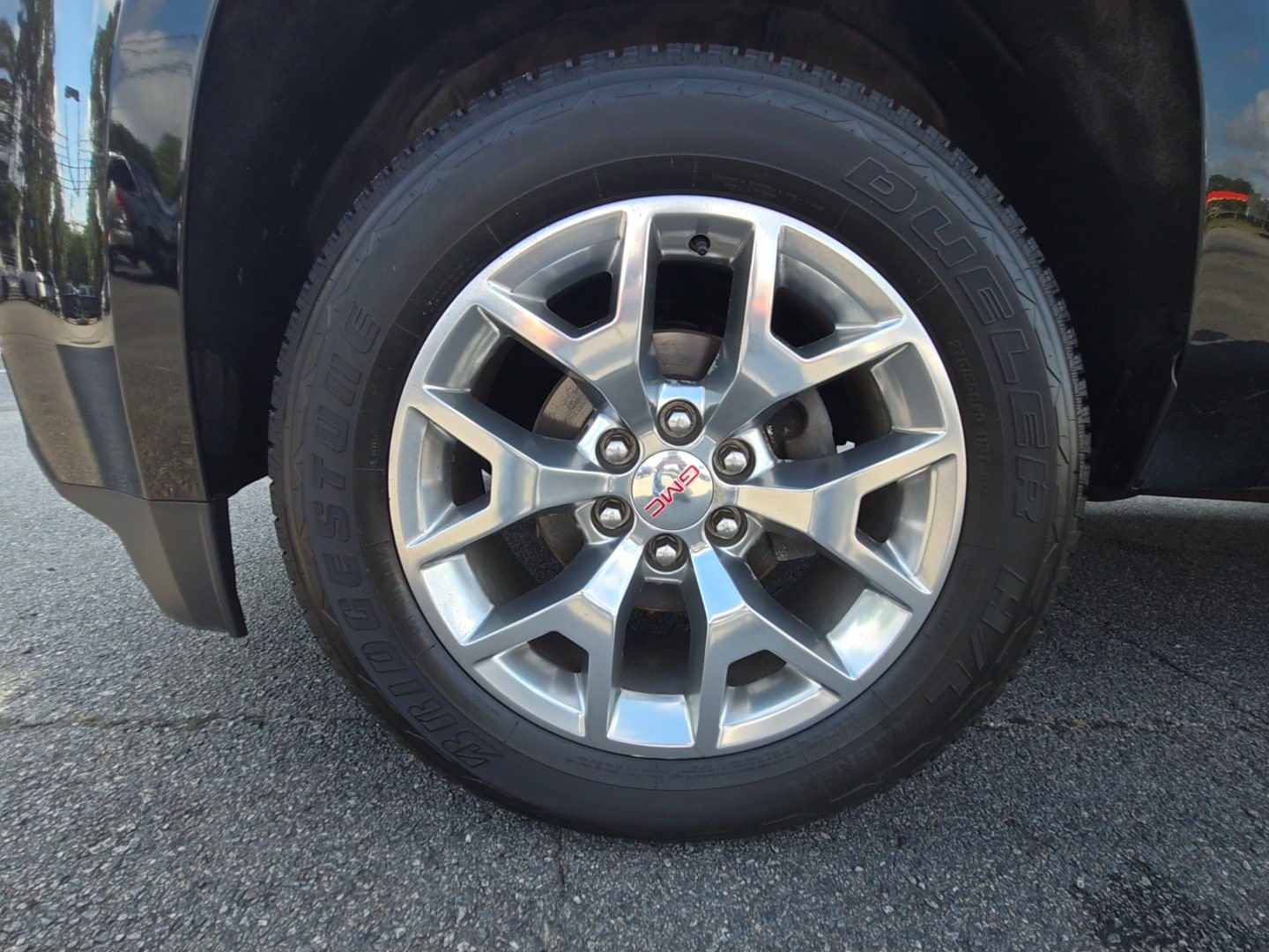 Used 2018 GMC Yukon SLT w/ HD Trailering Package AWD/4WD image 10