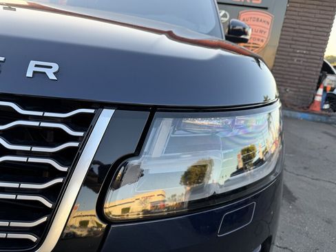 Used 2020 Land Rover Range Rover HSE AWD/4WD image 4