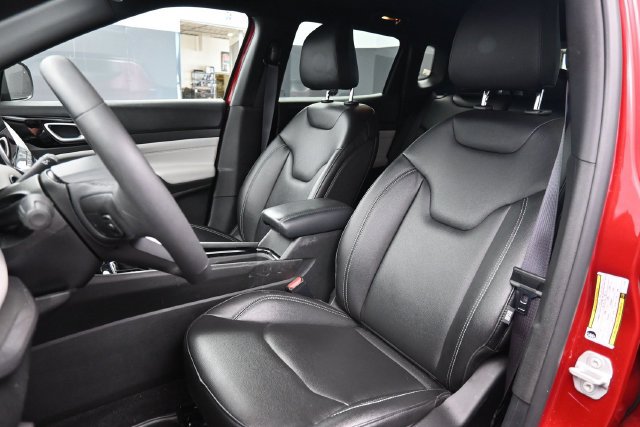 Used 2026 Jeep Compass Limited w/ Mopar All Weather Package AWD/4WD image 18