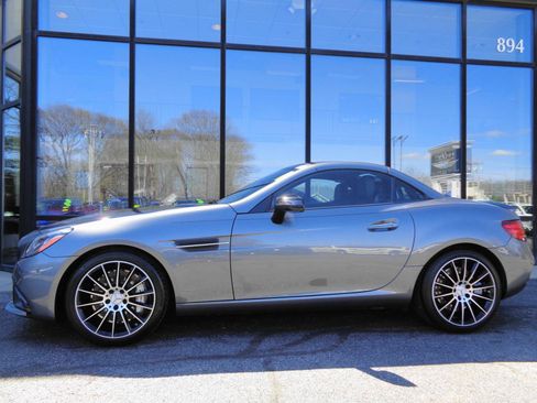 Used 2018 Mercedes-Benz SLC 43 AMG image 9