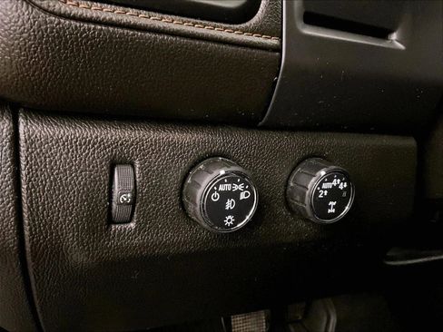 Used 2021 GMC Canyon AT4 w/ Driver Alert Package AWD/4WD image 30