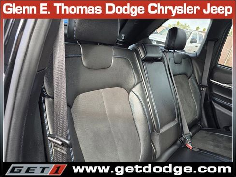 Used 2022 Jeep Grand Cherokee Trailhawk w/ Luxury Tech Group III image 29