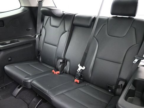 Used 2020 Kia Telluride S AWD/4WD image 16