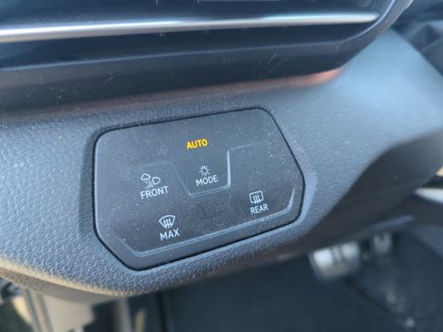 Certified 2021 Volkswagen ID.4 1st Edition image 31