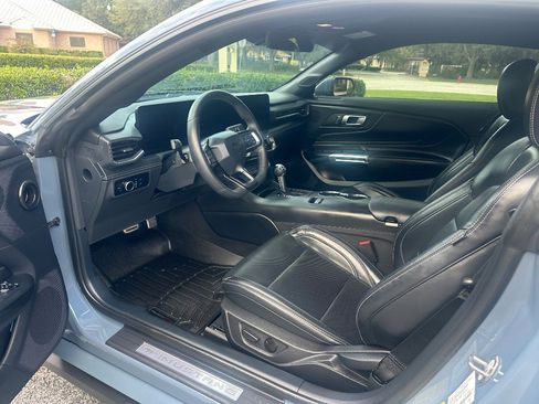 Used 2024 Ford Mustang Premium image 13