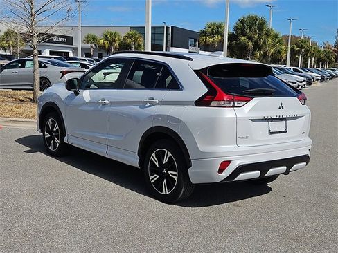 Used 2024 Mitsubishi Eclipse Cross SEL image 3