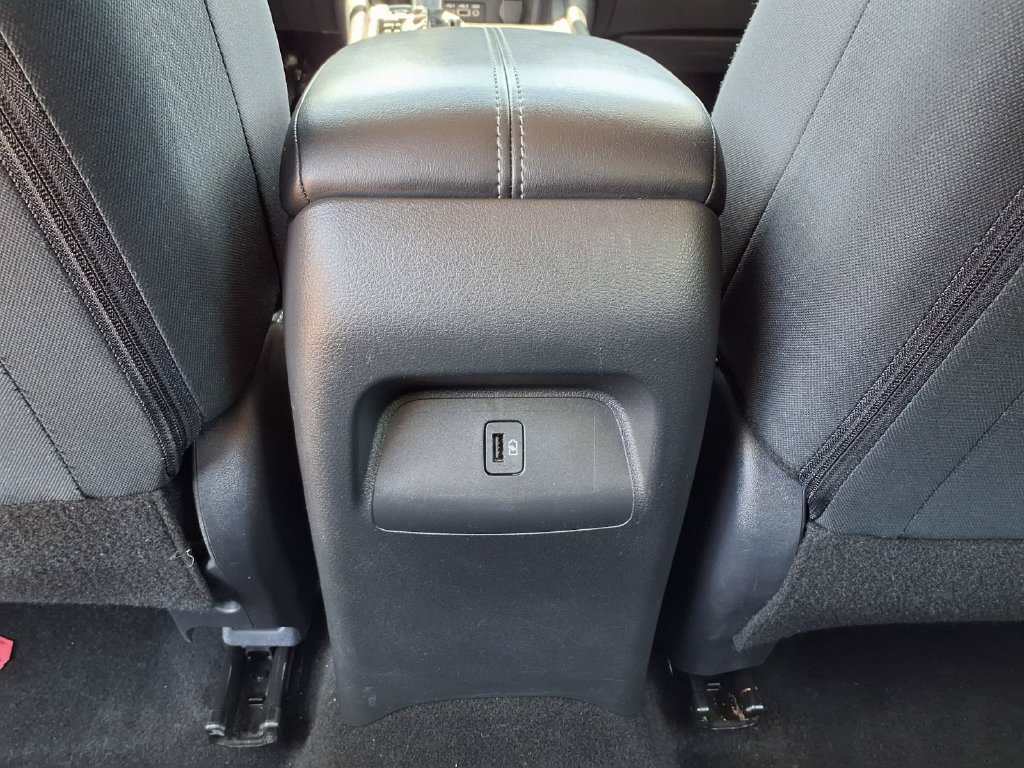 Used 2024 Nissan Sentra SV FWD image 11