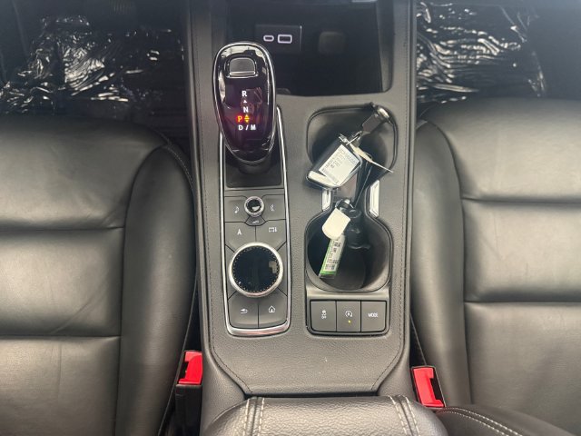 Used 2025 Cadillac XT4 Premium Luxury FWD image 11