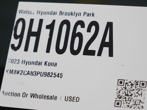 Used 2023 Hyundai Kona SE w/ Cargo Package image 29