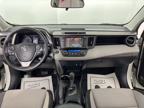 Used 2018 Toyota RAV4 XLE image 39