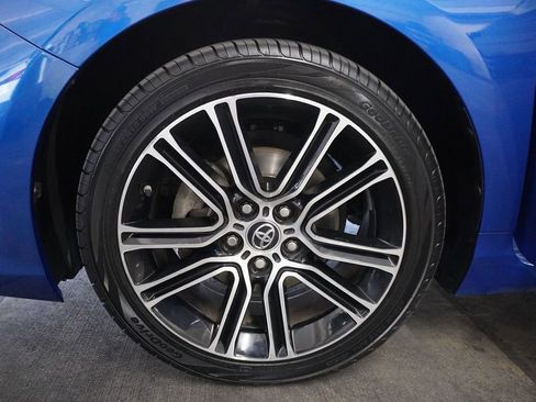 Used 2016 Toyota Camry SE image 20