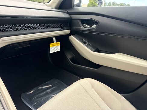 Certified 2026 Honda Accord LX image 18