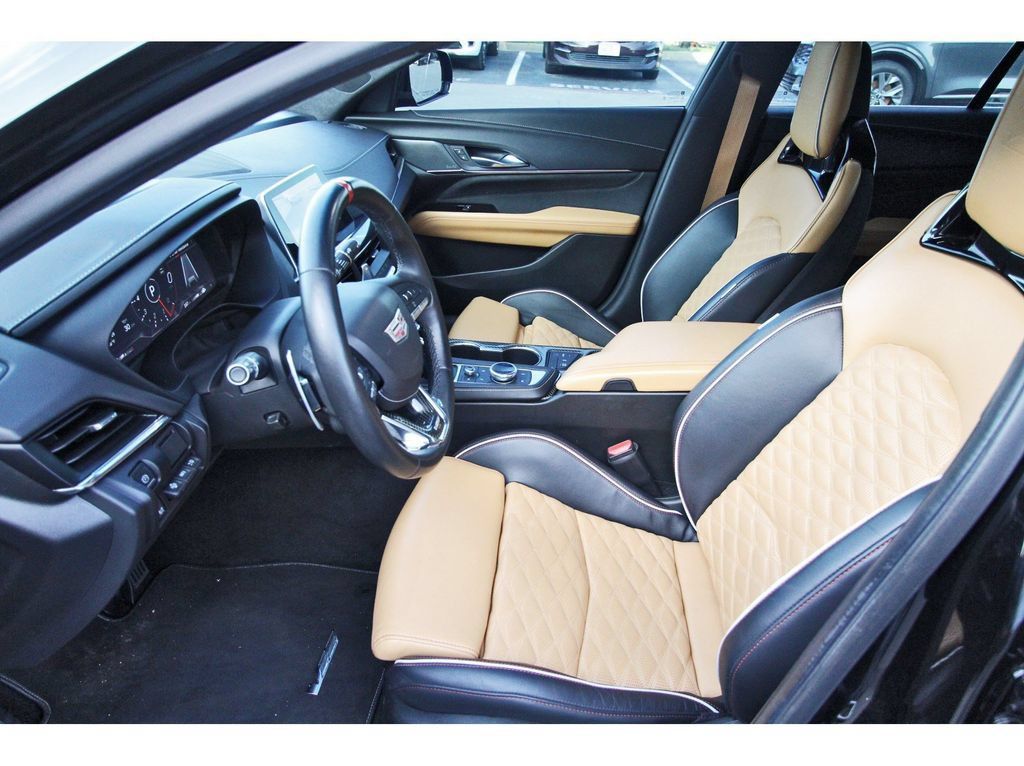 Used 2023 Cadillac CT4 V Blackwing w/ Driver Assist Package RWD image 29
