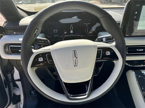 New 2026 Lincoln Aviator Black Label w/ Dynamic Handling Package image 14