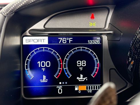 Used 2019 Ferrari Portofino RWD image 40