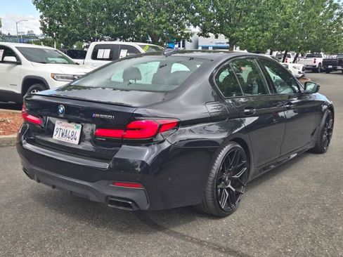 Used 2022 BMW M550i xDrive w/ Executive Package AWD/4WD image 4