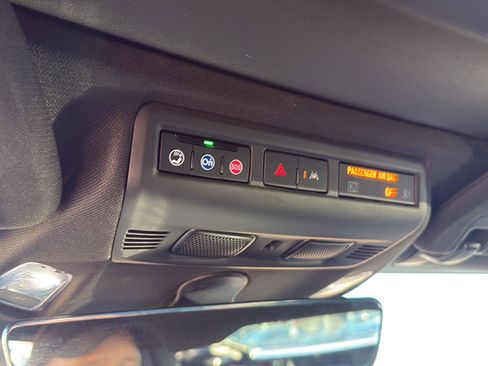 Used 2024 Chevrolet Corvette Stingray Preferred Cpe w/ Battery Protection Package image 18