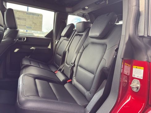 New 2025 Ford Bronco Big Bend w/ Black Diamond Package image 25