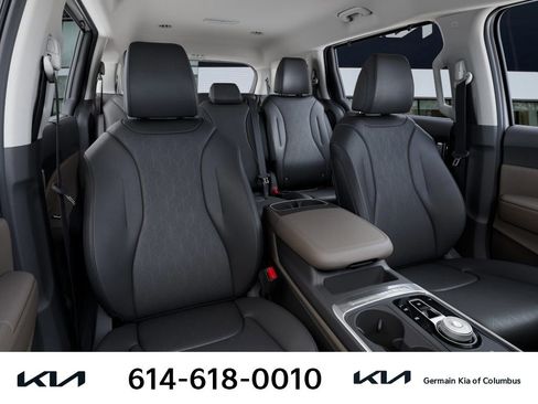New 2026 Kia Carnival EX FWD image 18