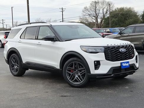 New 2026 Ford Explorer ST w/ Sun And Sound Package image 2