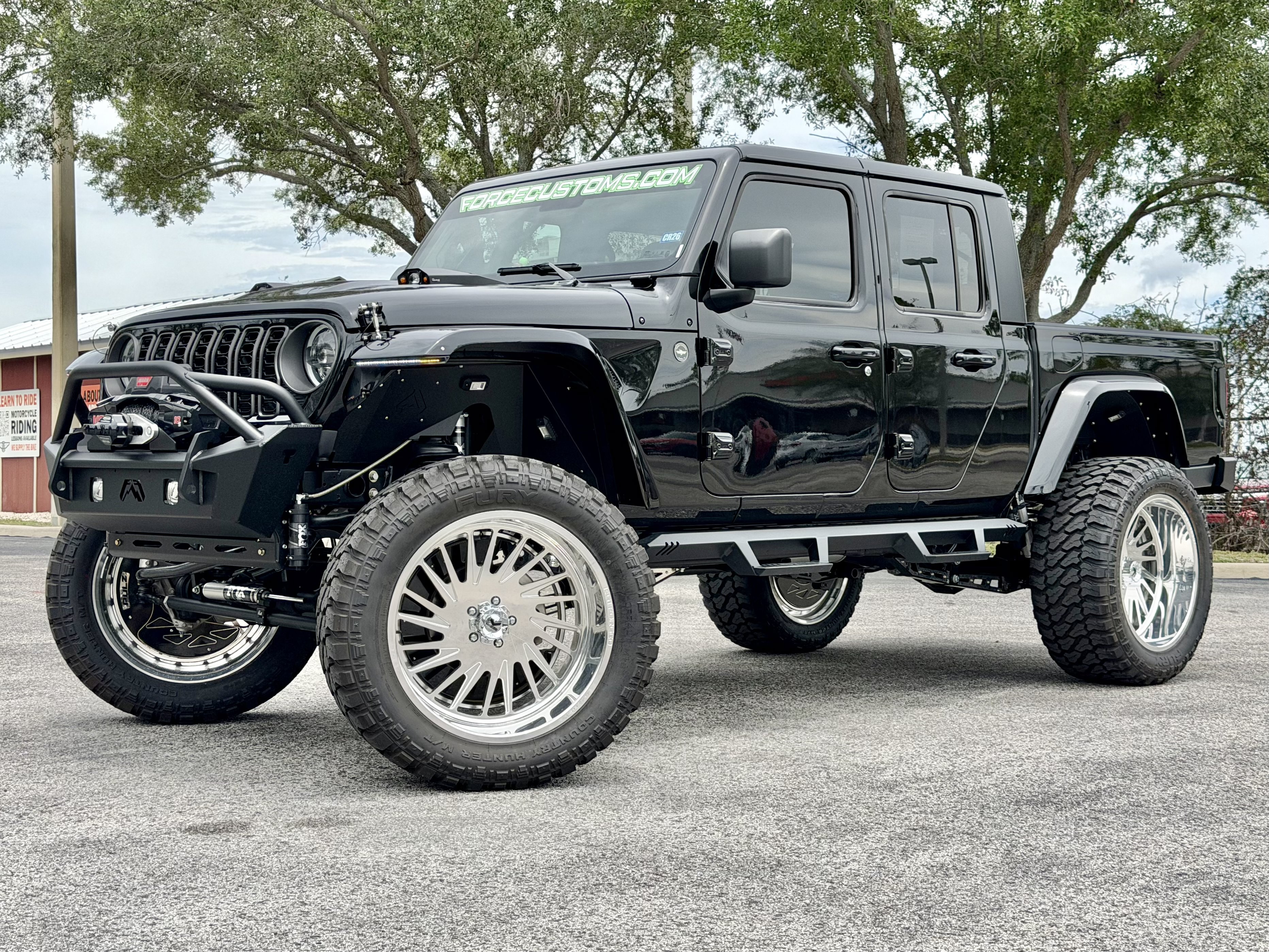 Used 2024 Jeep Gladiator Sport AWD/4WD image 1