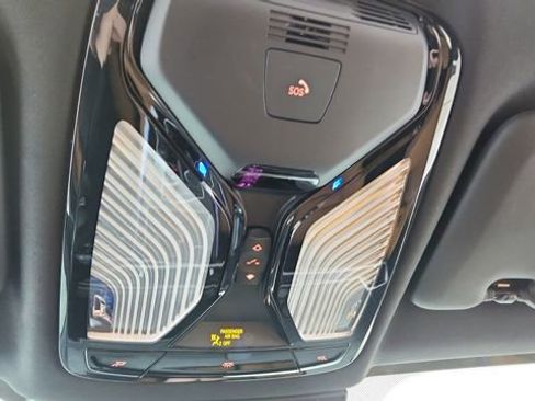 Used 2025 BMW X5 xDrive40i image 54