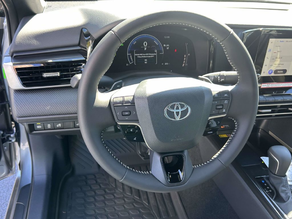 New 2026 Toyota Camry SE w/ Convenience Package FWD image 18