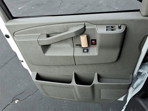 New 2025 Chevrolet Express 3500 Extended w/ Driver Convenience Package image 10