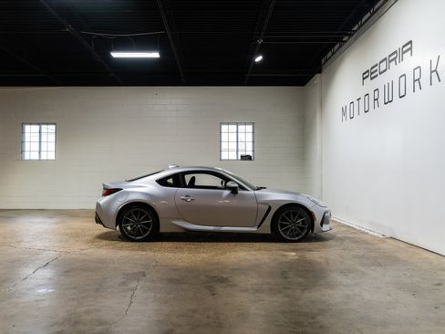 Used 2023 Subaru BRZ Limited image 9