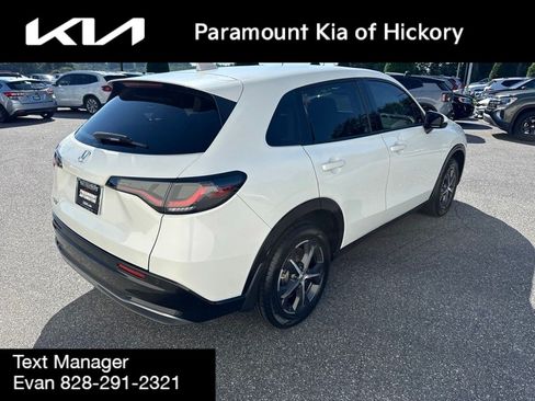 Used 2024 Honda HR-V EX-L image 7