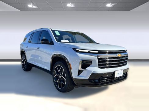 New 2026 Chevrolet Traverse High Country image 6