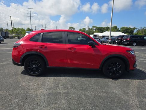 Certified 2024 Honda HR-V Sport image 2
