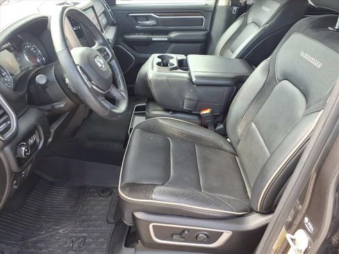Used 2022 RAM 1500 Laramie AWD/4WD image 12