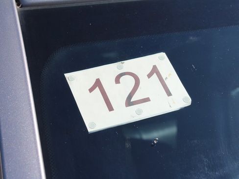 Used 2013 BMW 550i Sedan image 10