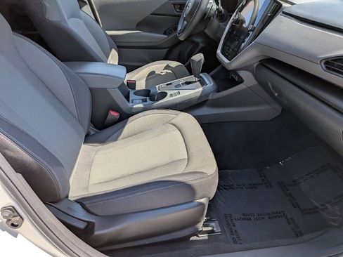 Used 2025 Subaru Crosstrek 2.5i Premium AWD/4WD image 32