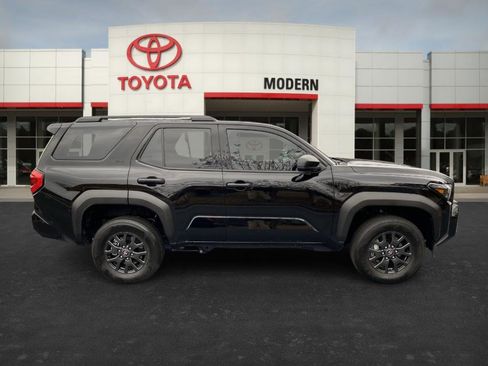 Certified 2025 Toyota 4Runner SR5 image 6