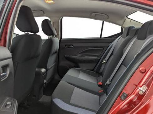 Used 2025 Nissan Versa SV image 17