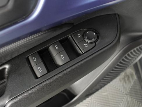 Used 2024 Chevrolet Equinox EV LT image 16