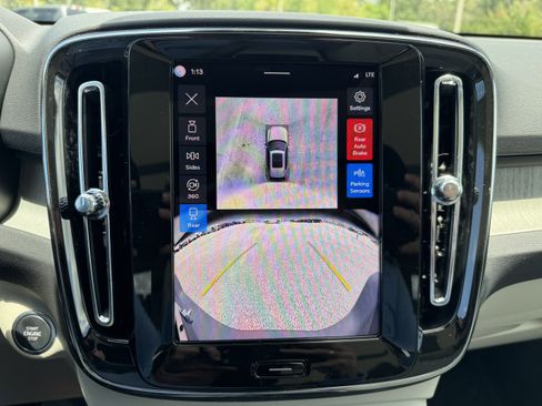 New 2026 Volvo XC40 B4 Plus w/ Protection Package image 23